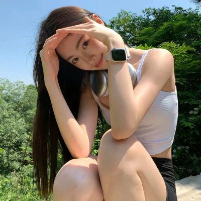 敦君与女朋友